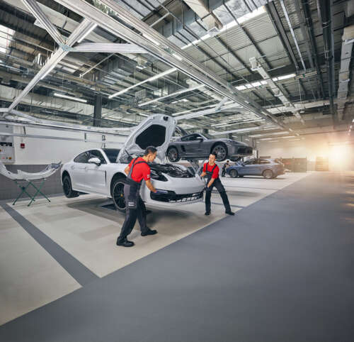 chinese_stripping1_porsche_lwbr_87729_final_v4-copy