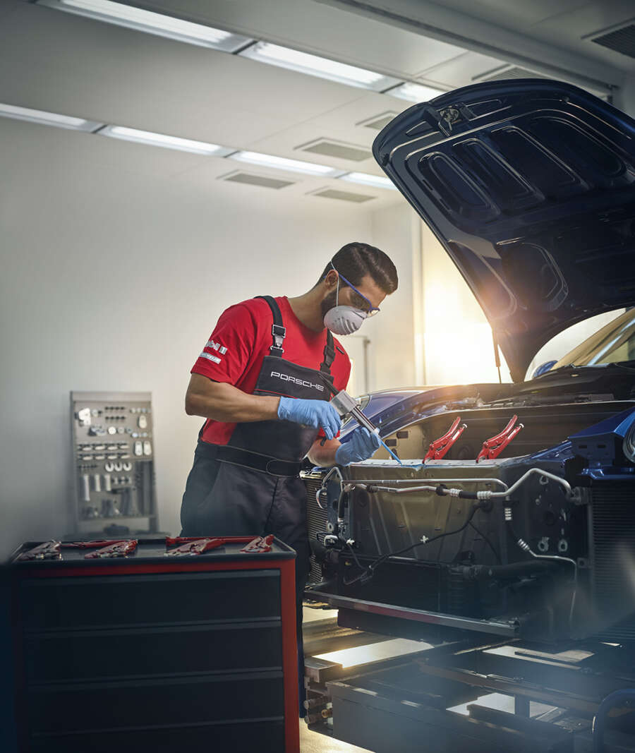 me_gluing_porsche_final_v4-copy