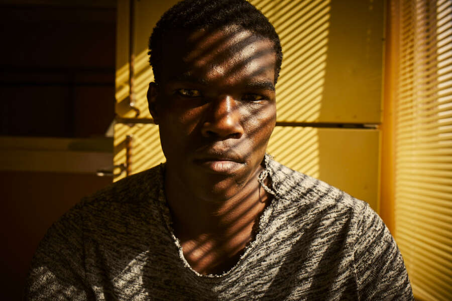 raw-b_2019_09_06_red_tag_w19_d6_0754