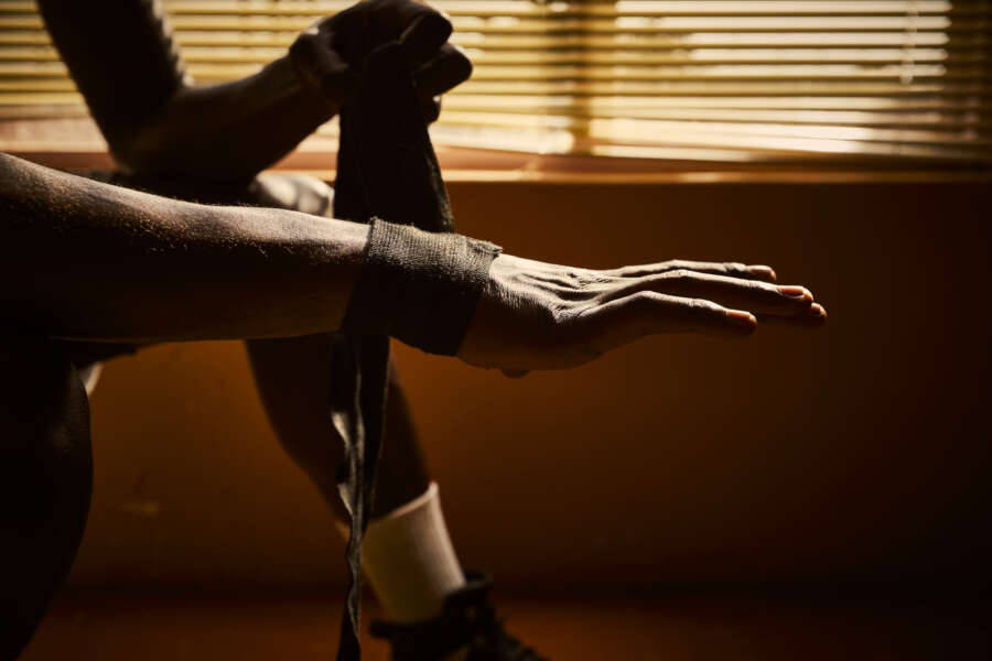 raw-b_2019_09_06_red_tag_w19_d6_0924