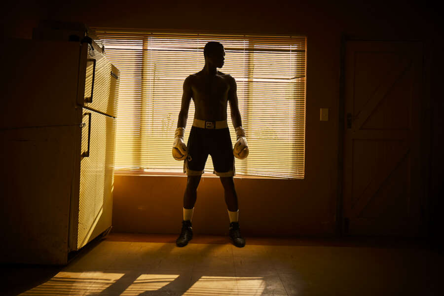 raw-b_2019_09_06_red_tag_w19_d6_1130