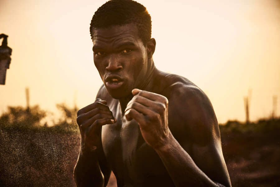 raw-b_2019_09_06_red_tag_w19_d6_3050