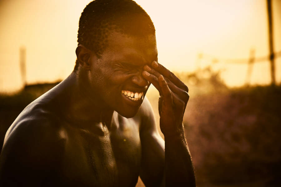 raw-b_2019_09_06_red_tag_w19_d6_3132