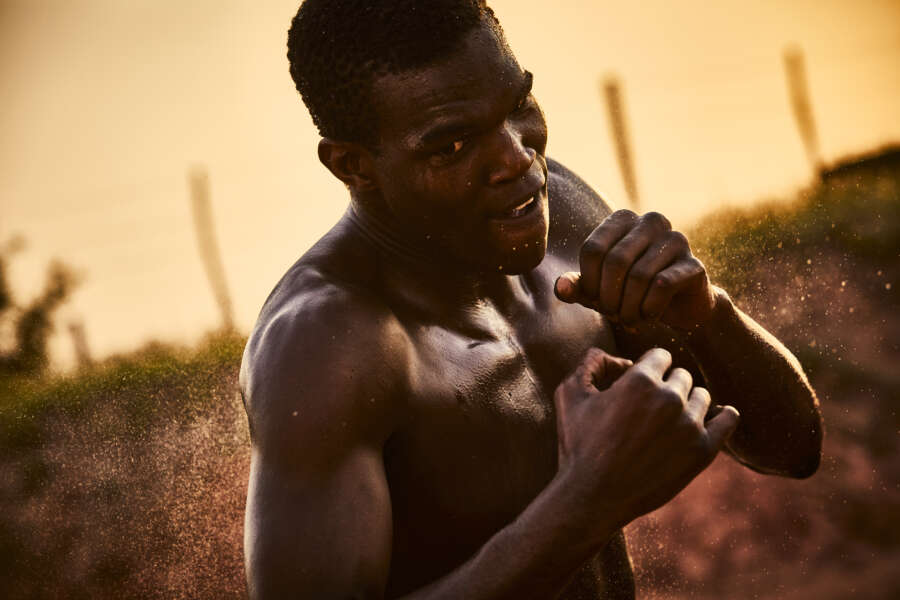 raw-b_2019_09_06_red_tag_w19_d6_3207