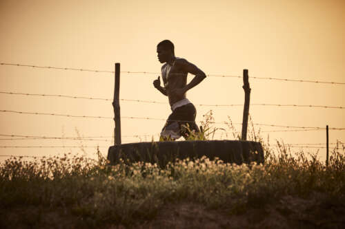 raw-b_2019_09_06_red_tag_w19_d6_3293