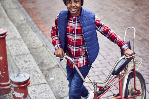 look_1_senior_boy_1_single_099