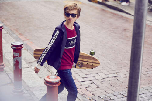 look_2_senior_boy_2_single_135