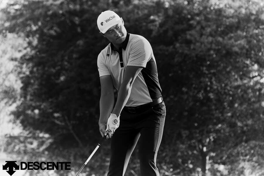 DESCENTIE_LI HAO TONG_2021_LOOK 8_2447