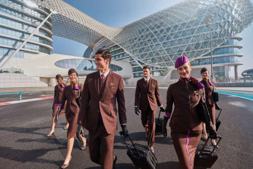 CABIN CREW YAS 01590