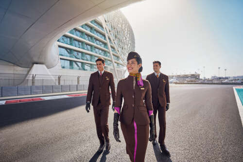 CABIN CREW YAS 02136