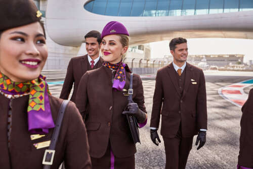 CABIN CREW YAS 02814