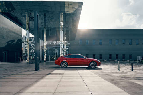 HYUNDAI_SH02_00663_v3 copy