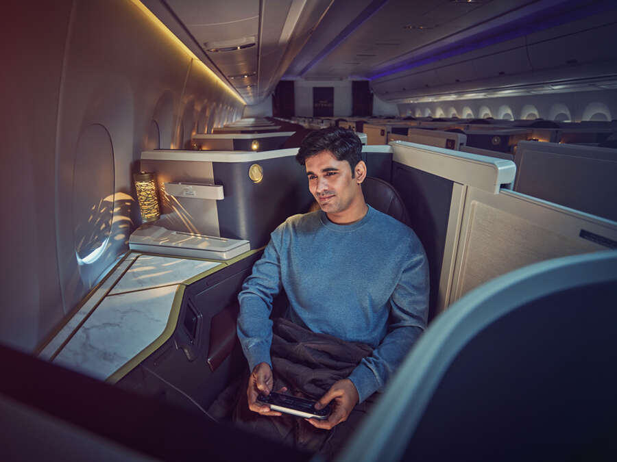 20220901_ETIHAD_SH04_INDIAN_PRIVACY DOORS_FLAT BED_UNDER 30-35_00656_final_v2 copy