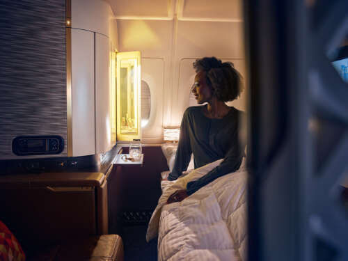 20230416_ETIHAD_A380_FIRST CLASS BUSSINESS WOMEN SLEEPING_00523_final_v2 copy