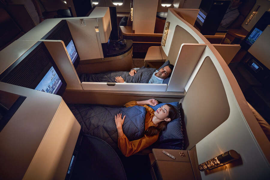 20230418_ETIHAD_A380_BUSSINESS_INDIAN COUPLE_GUEST SLEEPING_00322_v1 copy