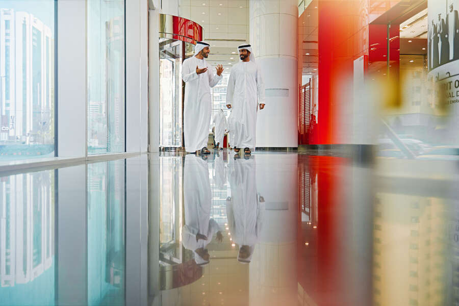 20221122_ADCB ESG_Governance_Hero Image_01983_v1 copy