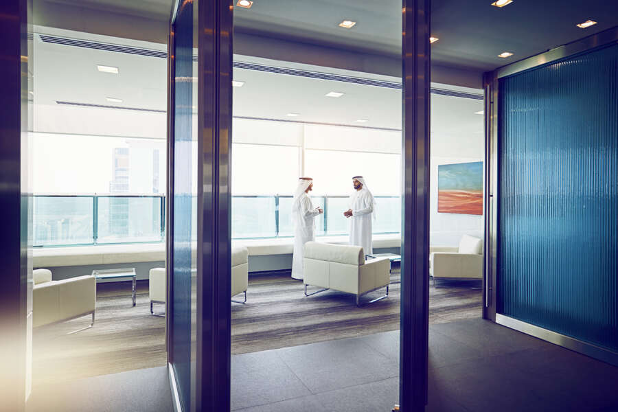 20221122_ADCB ESG_Governance_Hero Image_02664_v1 copy