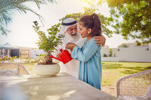 20221124_FCA_WATERING PLANTS_03598_v1 copy