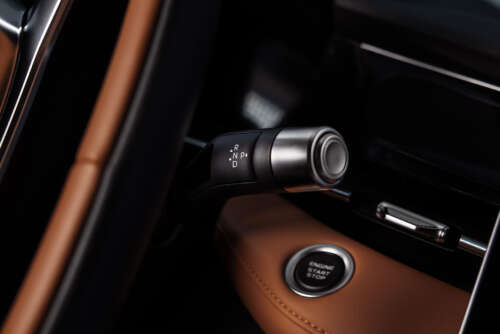 20240214_Geely Image Library_Interior_D2_SHIFT KNOB_00167 copy