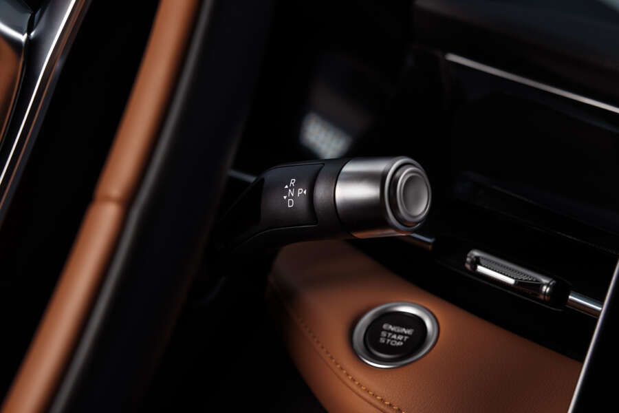 20240214_Geely Image Library_Interior_D2_SHIFT KNOB_00167 copy